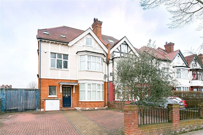 2 Bedroom Flat To Rent In Becmead Avenue, Streatham, London, SW16