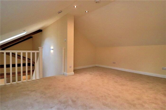 2 Bedroom Apartment To Rent In London Road, Oadby, Leicester, LE2