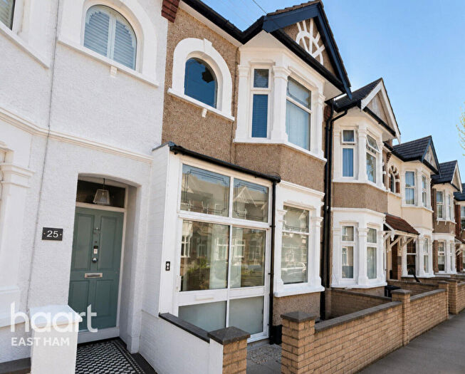 3 Bedroom Terraced House To Rent In Brampton Road, London, E6