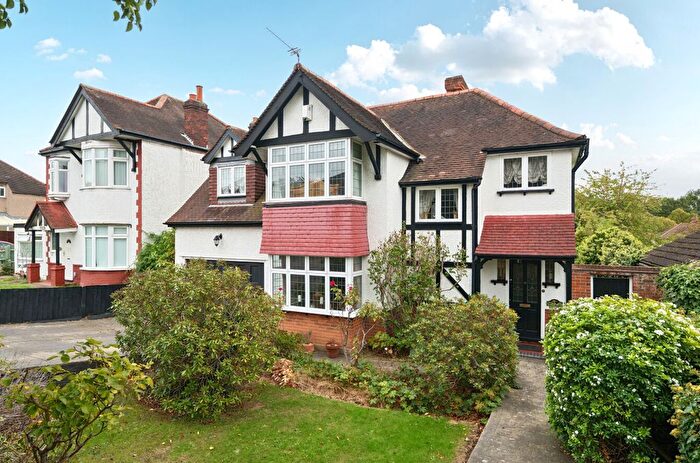 4 Bedroom Detached House For Sale In Burnt Ash Lane, Bromley, BR1