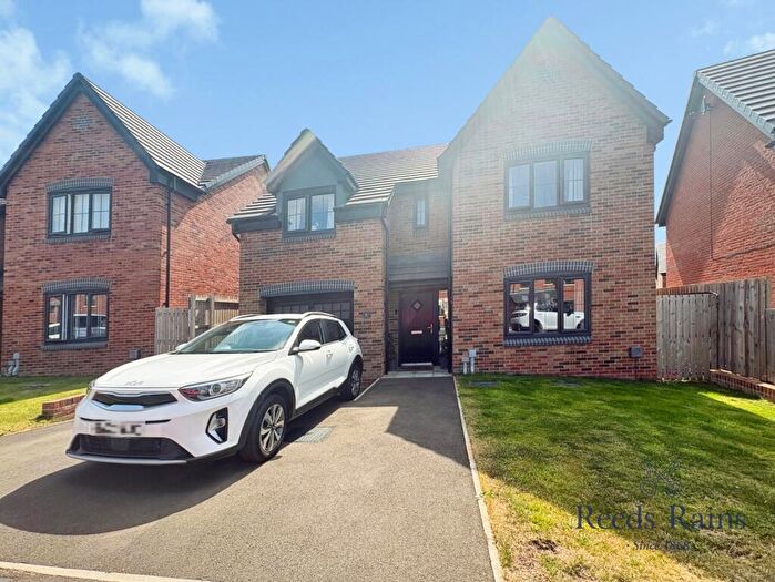 4 Bedroom Detached House For Sale In Eagle Way, Newcastle Upon Tyne, Tyne And Wear, NE15