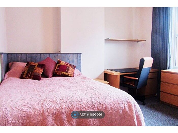 5 Bedroom End Of Terrace House To Rent In Queen Street, Eastville, Bristol, BS5