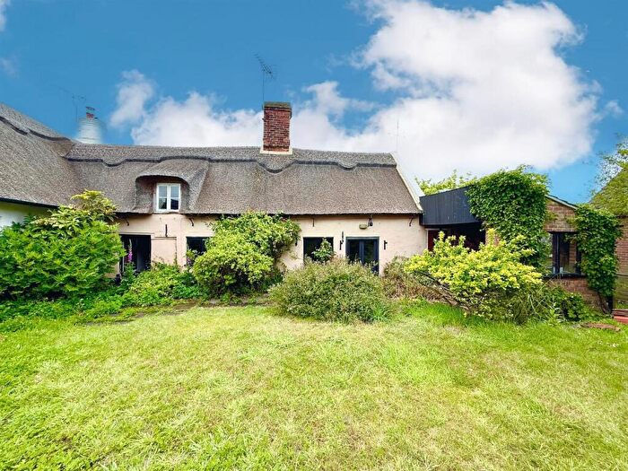 3 Bedroom Semi-Detached House For Sale In Waxham Road, Sea Palling, NR12