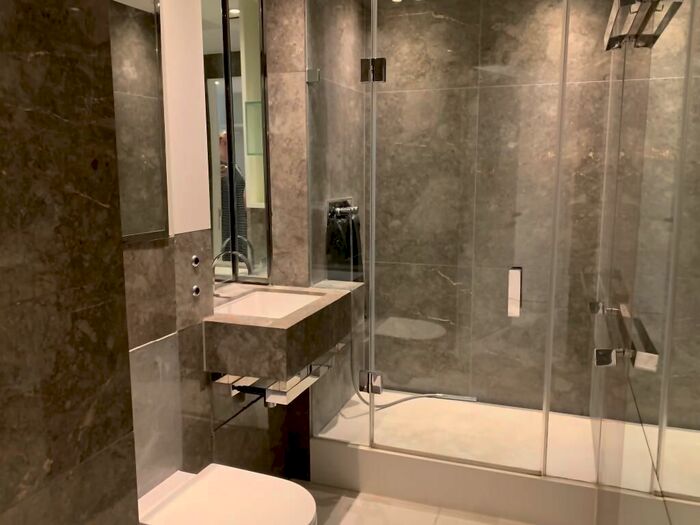 Studio To Rent In Pan Peninsula Square, London, E14