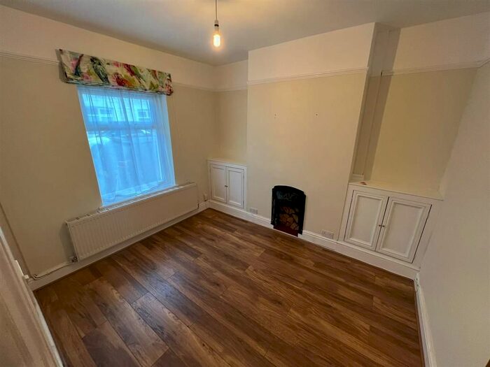 2 Bedroom Property To Rent In Treharris Street, Roath, Cardiff CF24