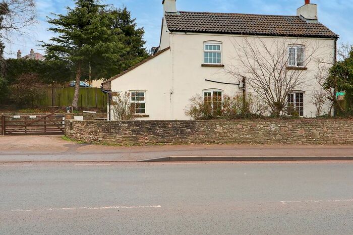4 Bedroom Property For Sale In Coleford Road, Bream, Lydney, Gloucestershire., GL15