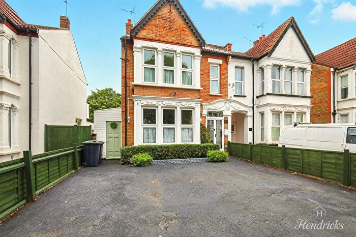 5 Bedroom Semi-Detached House For Sale In Argyll Road, Westcliff-On-Sea, SS0