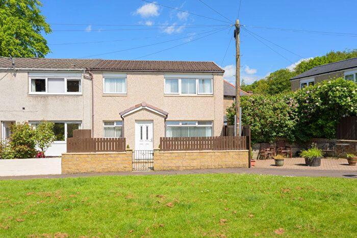 2 Bedroom Semi-Detached House For Sale In Forest Place, Townhill, KY12