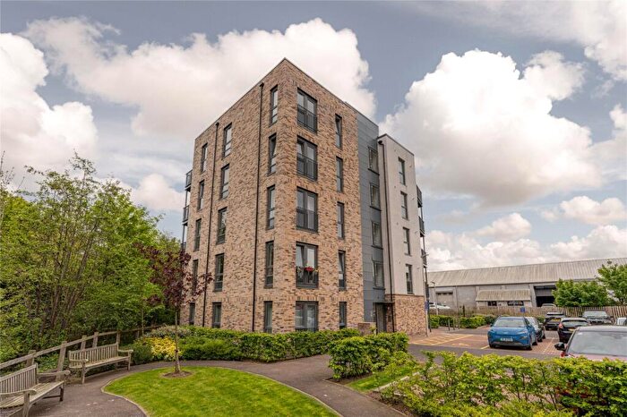 2 Bedroom Flat For Sale In / Wintermill Square, Edinburgh, EH6