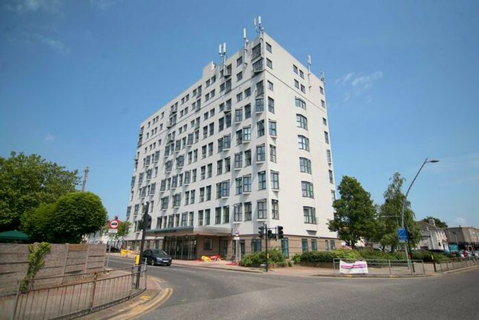 1 Bedroom Flat To Rent In High Road, Chadwell Heath, RM6