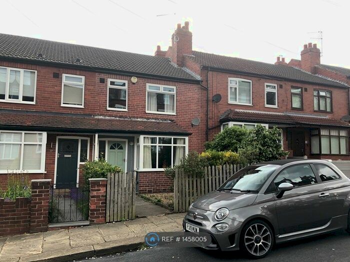 2 Bedroom Terraced House To Rent In Methley Grove, Leeds, LS7