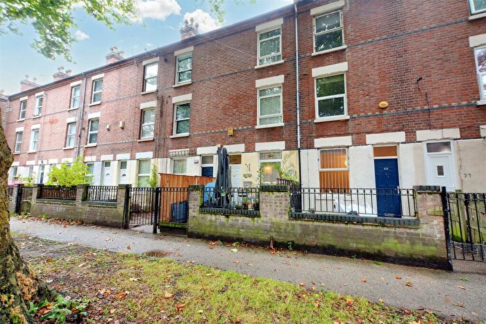 5 Bedroom Terraced House For Sale In Waterloo Promenade, Nottingham, NG7