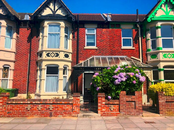 1 Bedroom Flat To Rent In Baffins Road, Baffins, Portsmouth, PO3