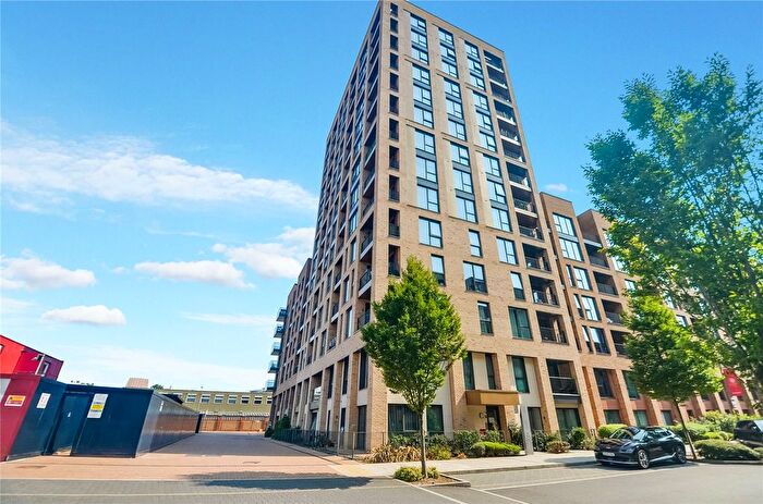 1 Bedroom Flat For Sale In Lismore Boulevard, Colindale Gardens, Colindale, NW9