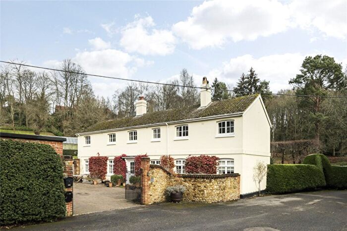 5 Bedroom Detached House For Sale In Gardeners Hill Road, Lower Bourne, Farnham, Surrey, GU10