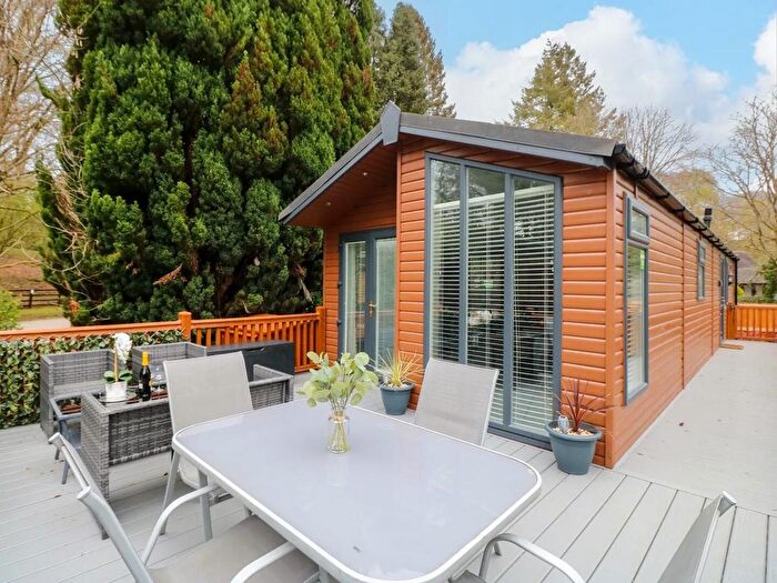 2 Bedroom Park Home For Sale In Ambleside Road, Troutbeck Bridge, Windermere, LA23
