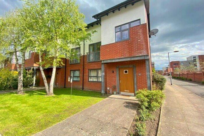 4 Bedroom Property To Rent In Montmano Drive, Manchester, M20