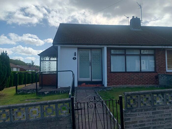 2 Bedroom Bungalow To Rent In Chalfont Drive, Manchester, Greater Manchester, M8