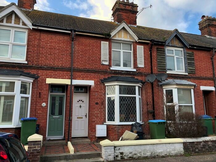 3 Bedroom Terraced House To Rent In Linden Road, Littlehampton BN17