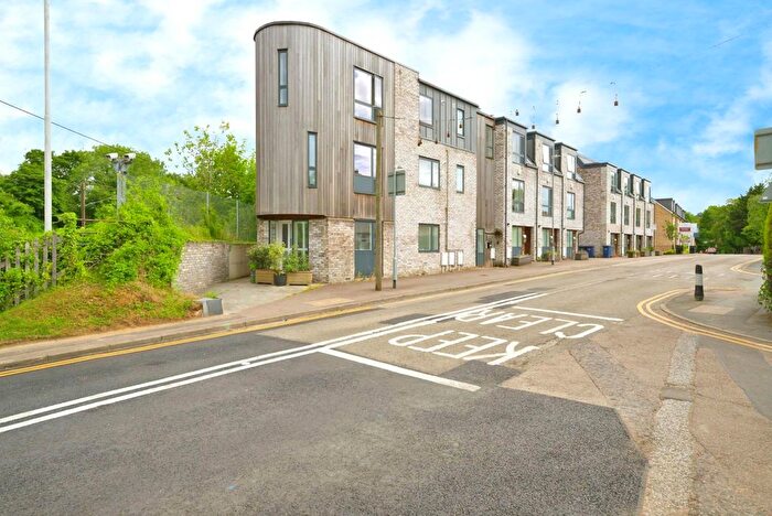 2 Bedroom Flat For Sale In Station Road, Great Shelford, Cambridge, Cambridgeshire, CB22