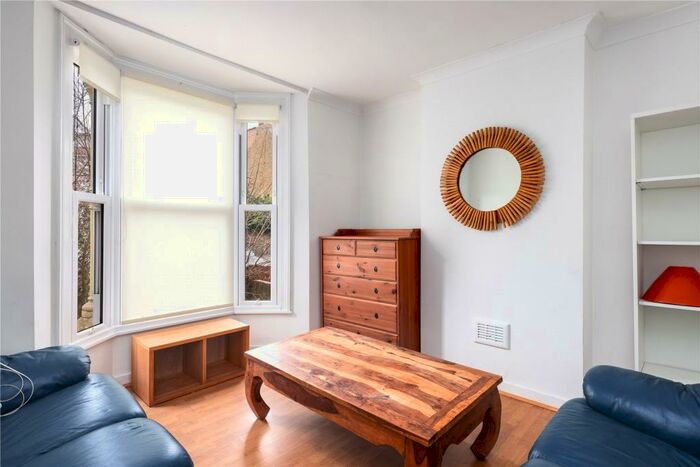 3 Bedroom House To Rent In Bushberry Road, Hackney, London, E9