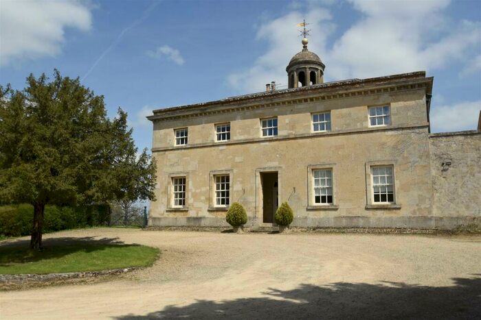 2 Bedroom Apartment To Rent In West Wing, Kirtlington Park, Kirtlington, OX5