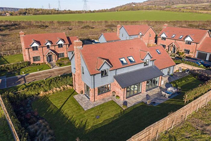 4 Bedroom Detached House For Sale In Edmonds Lodge, St Marys View, Burham, ME1