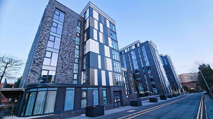 1 Bedroom Flat To Rent In Woden Street, Salford, Manchester, M5