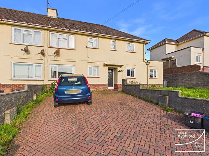 3 Bedroom Flat For Sale In New Park Road, Paignton, TQ3