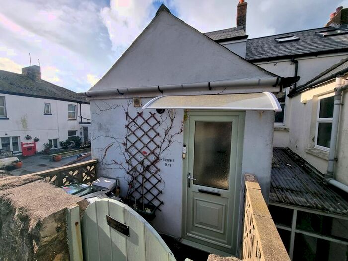 2 Bedroom Flat To Rent In Ventnor Lane, Portland, DT5