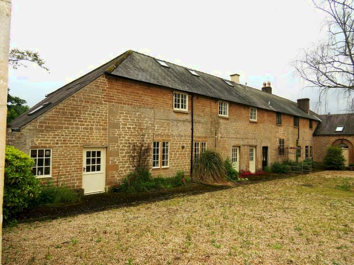 4 Bedroom Barn Conversion To Rent In Hall Mews, Papplewick, Nottingham, NG15