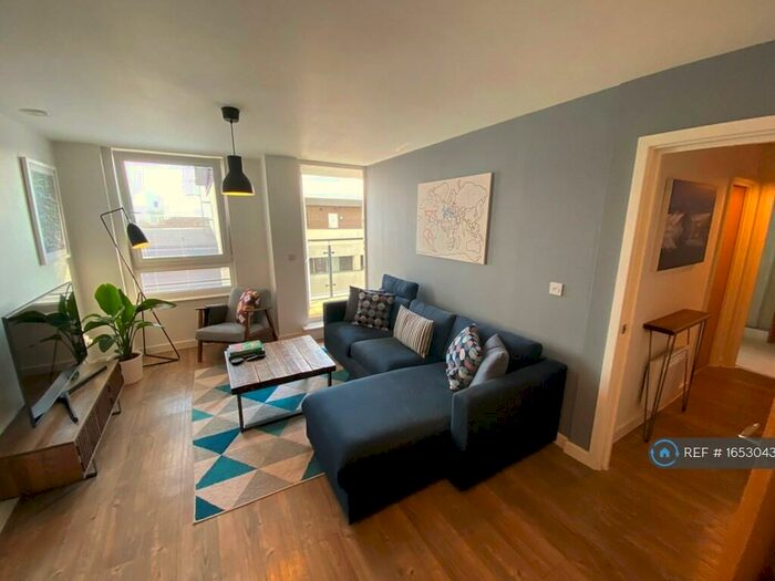 2 Bedroom Flat To Rent In College Street, Southampton, SO14