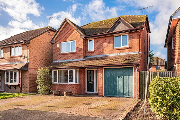 4 Bedroom Detached House For Sale In Ockley Brook, Didcot, OX11