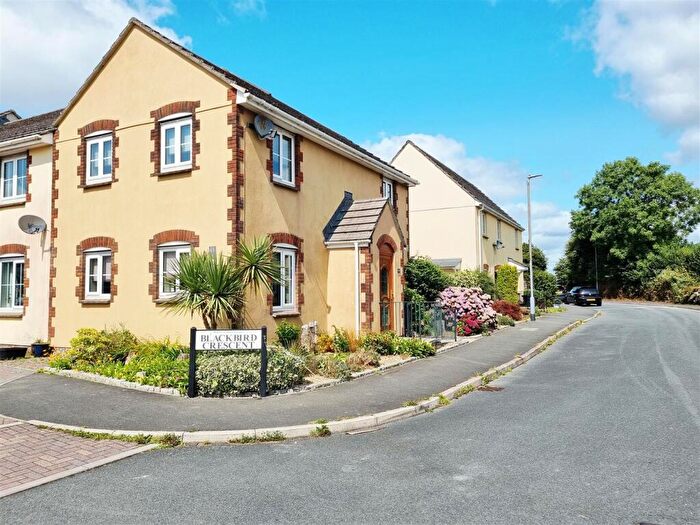 3 Bedroom End Of Terrace House For Sale In Robin Drive, Launceston, PL15