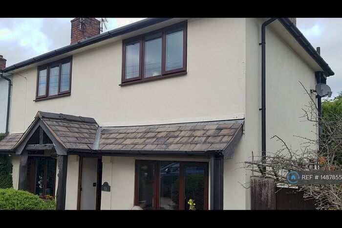 2 Bedroom End Of Terrace House To Rent In The Crescent, Congleton, CW12