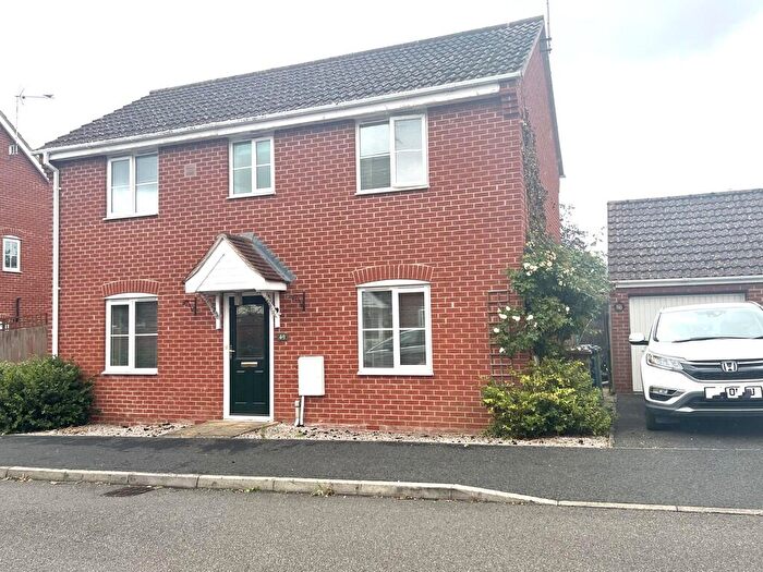 3 Bedroom Detached House For Sale In Gull Way, Chatteris, Cambs., PE16