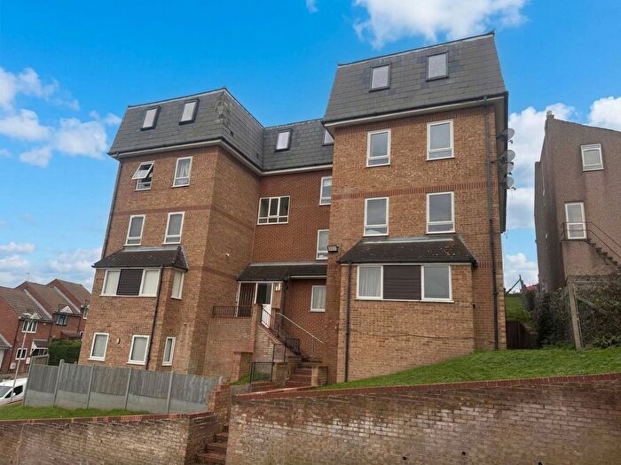 2 Bedroom Flat To Rent In Clive Road, Belvedere, DA17