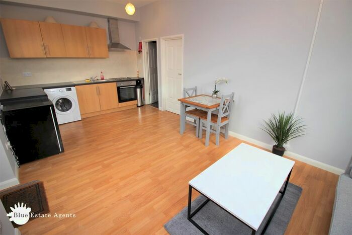 1 Bedroom Flat To Rent In London Road, Isleworth, TW7