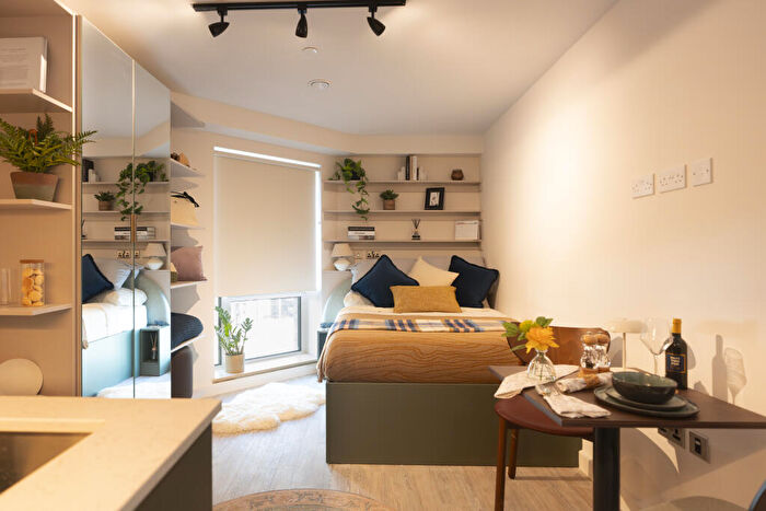 Studio To Rent In Clarence Street, Kingston Upon Thames, Surrey, KT1