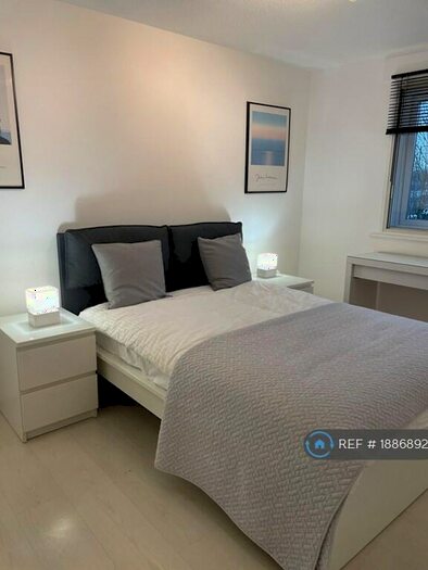 2 Bedroom Flat To Rent In Friern Barnet, Friern Barnet, N11