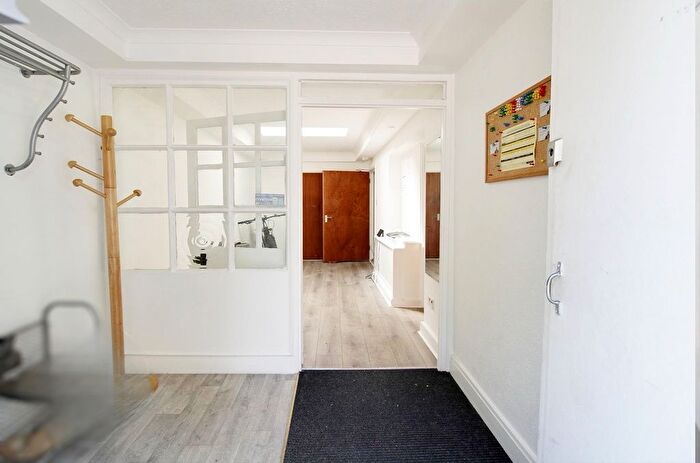 5 Bedroom Terraced House To Rent In Heath Road, Barming, Maidstone, ME16