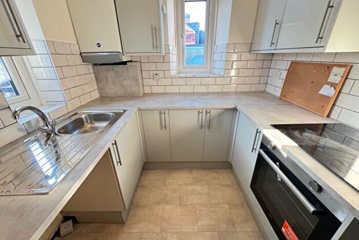 2 Bedroom Flat To Rent In Stow Hill Newport, NP20