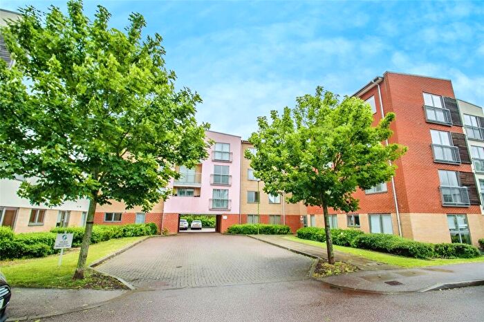 2 Bedroom Flat To Rent In Kilby Road, Stevenage, Hertfordshire, SG1