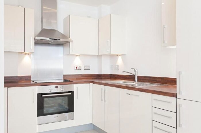 1 Bedroom Flat To Rent In Highgate, Longmead Terrace, Bath, BA2