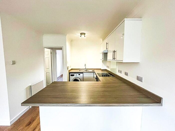 1 Bedroom Maisonette To Rent In Halleys Ridge, Hertford, SG14