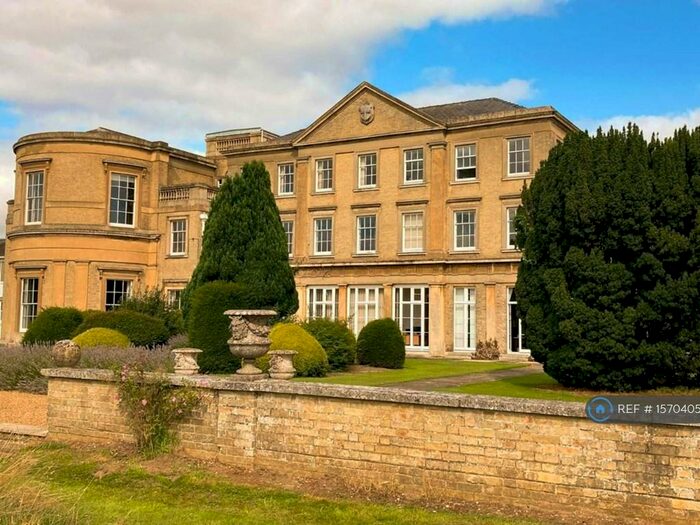 1 Bedroom Flat To Rent In Keswick Hall, Norwich, NR4