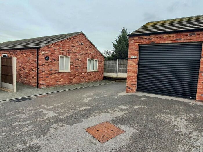 3 Bedroom Bungalow To Rent In Adamstiles, Barrowby, Grantham NG32