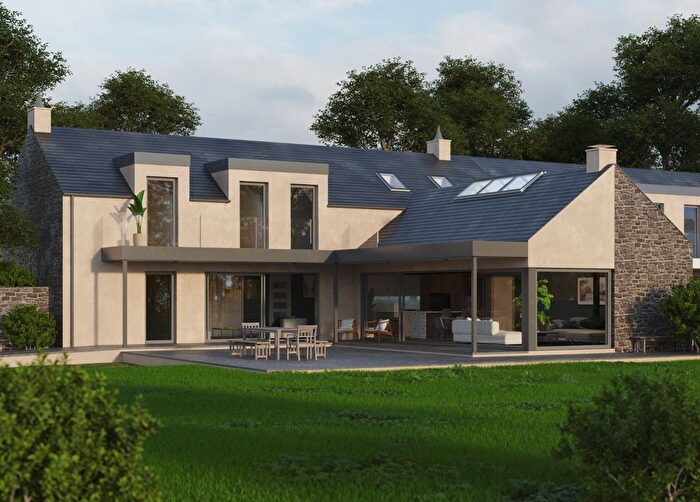 5 Bedroom Semi-Detached House For Sale In Eskbank, Dalkeith, EH22