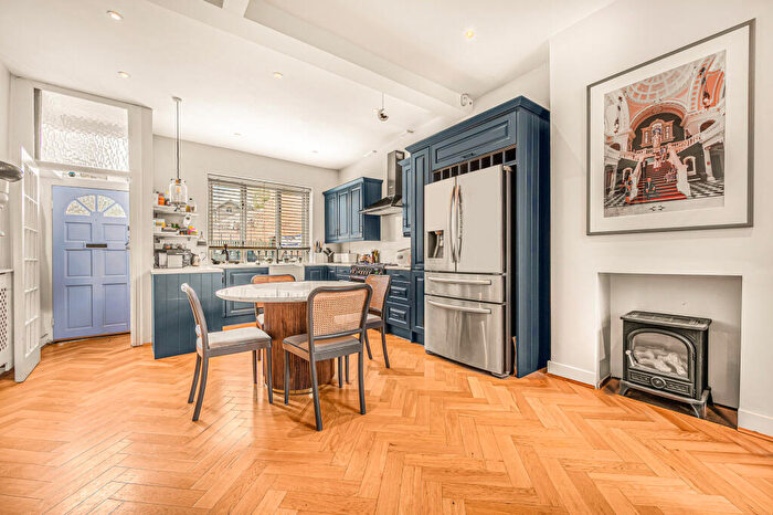 3 Bedroom Terraced House For Sale In Bellenden Road, London, SE15
