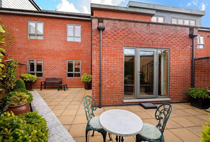 2 Bedroom Apartment To Rent In Apartment, Greetwell Gate, Lincoln, LN2